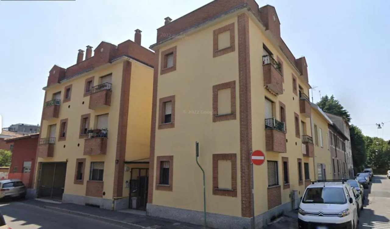 Domusmi Fracastoro-25 Apartment Milan Italy